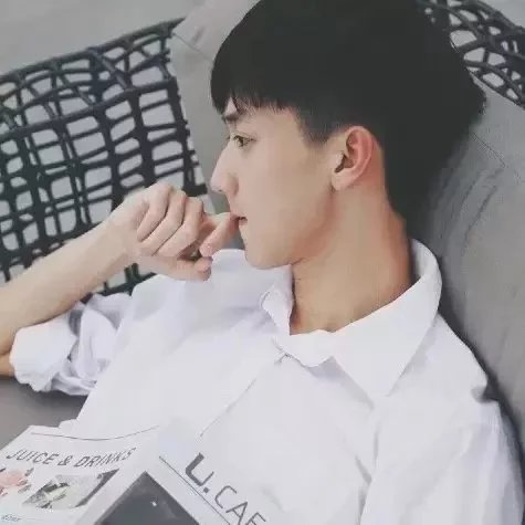 章荔启宜